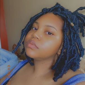 Meet your Posher, Shania